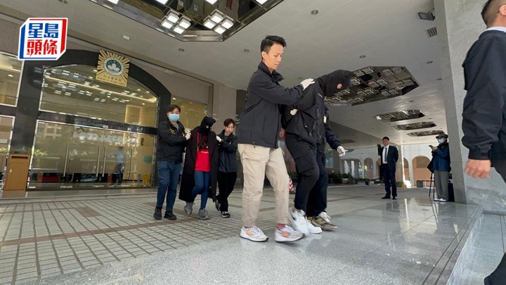 澳門司警拘捕一對男女。