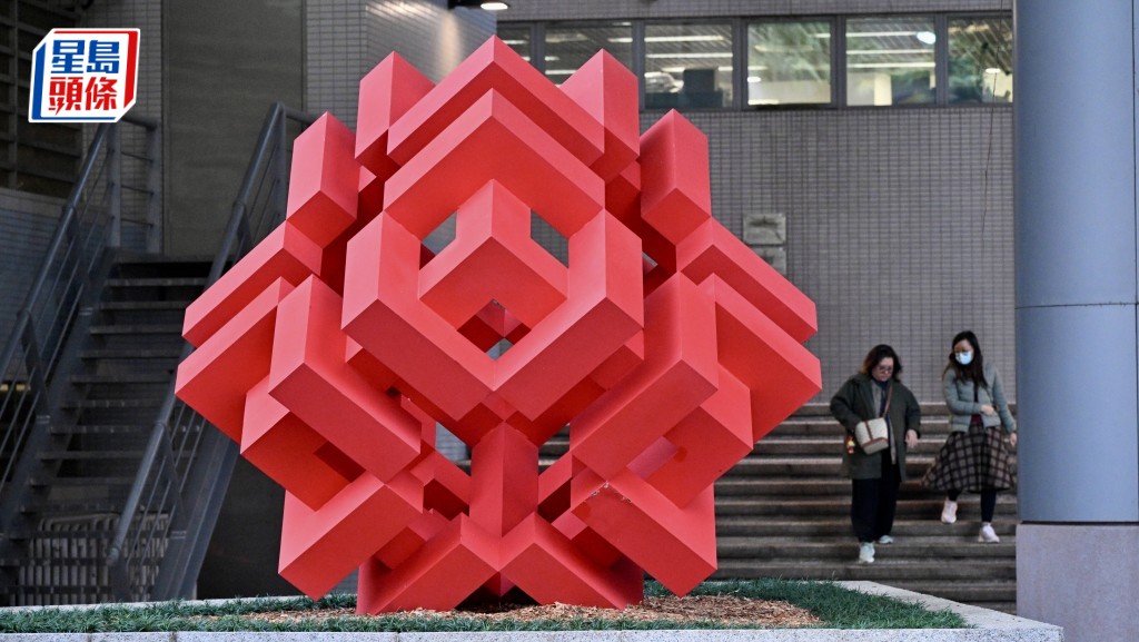 房委會通過2026/27建議預算 盈餘降至159億  建築開支增至382億