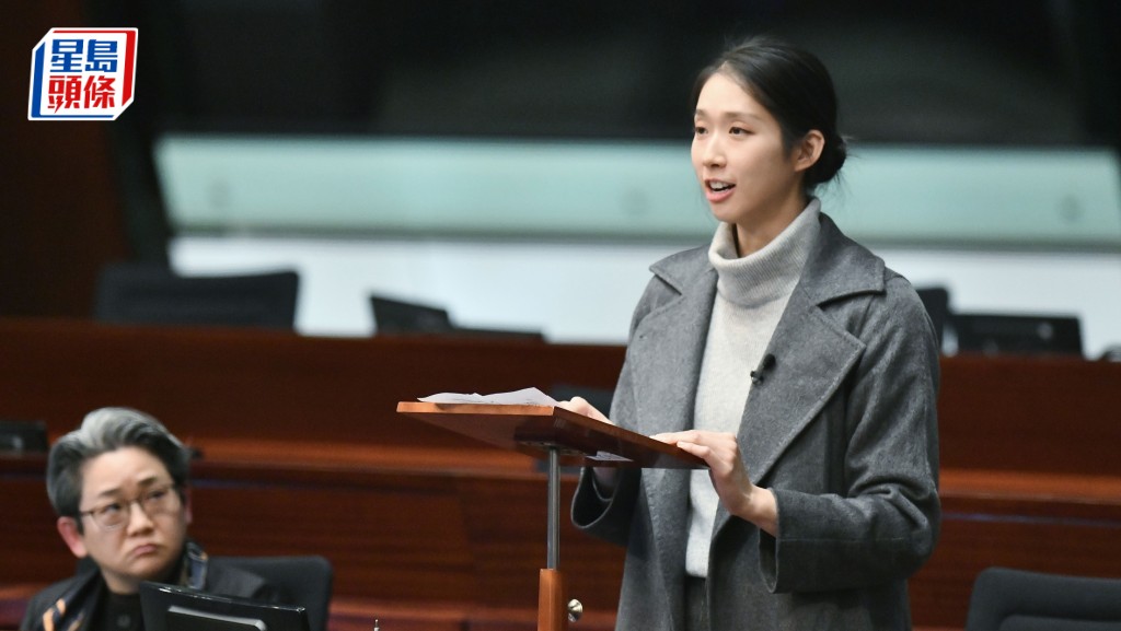 新任旅游界议员江旻憓首次在立法会大会上发言。