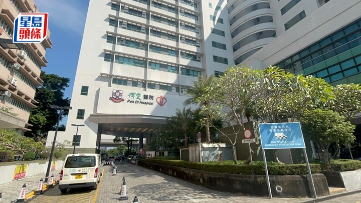 被狗咬傷男子由救護車送往博愛醫院治理。楊偉亨攝