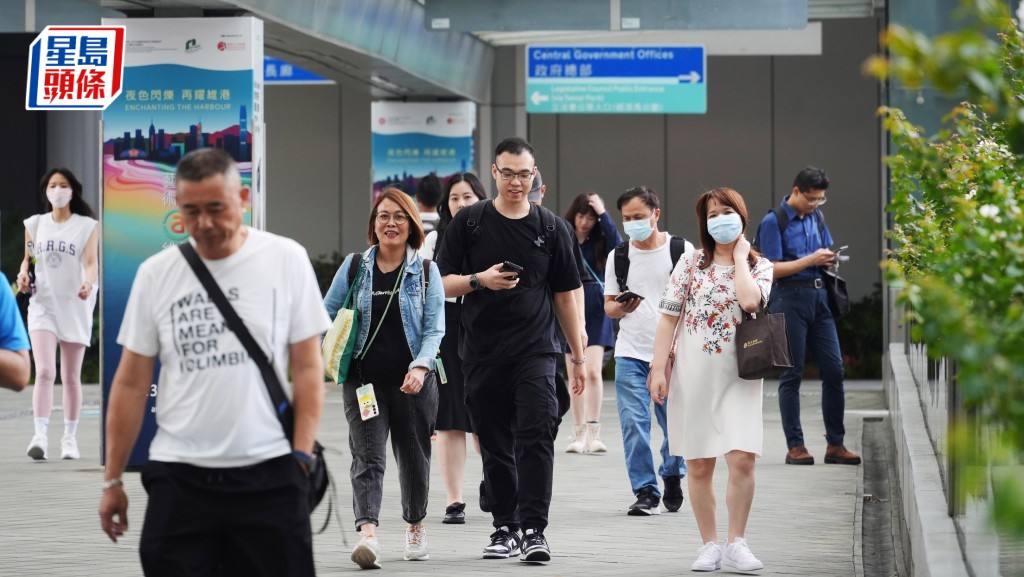 《公務人員（管理）命令》第12條簡化後，4人已被著令退休。示意圖