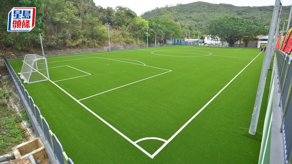 西貢度假營兩校男童爭球場 8歲童受傷送院 14歲「大蝦細」少年被捕。資料圖片