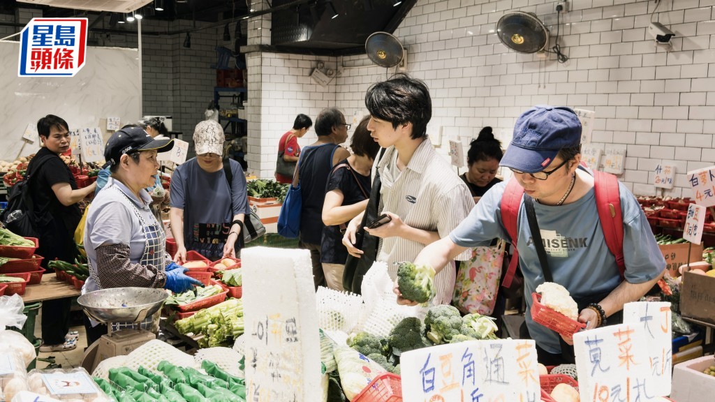 颱風紅霞｜旺角街市現人潮 市民不擔心缺糧無意囤貨 不少檔主會提早收檔明日休市