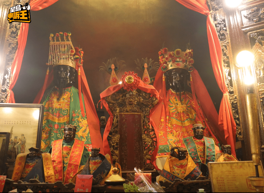 廟名由「文帝」(文昌帝君)與「武帝」(關聖帝君)兩位主要神祇命名。 廟名由「文帝」(文昌帝君)與「武帝」(關聖帝君)兩位主要神祇命名。