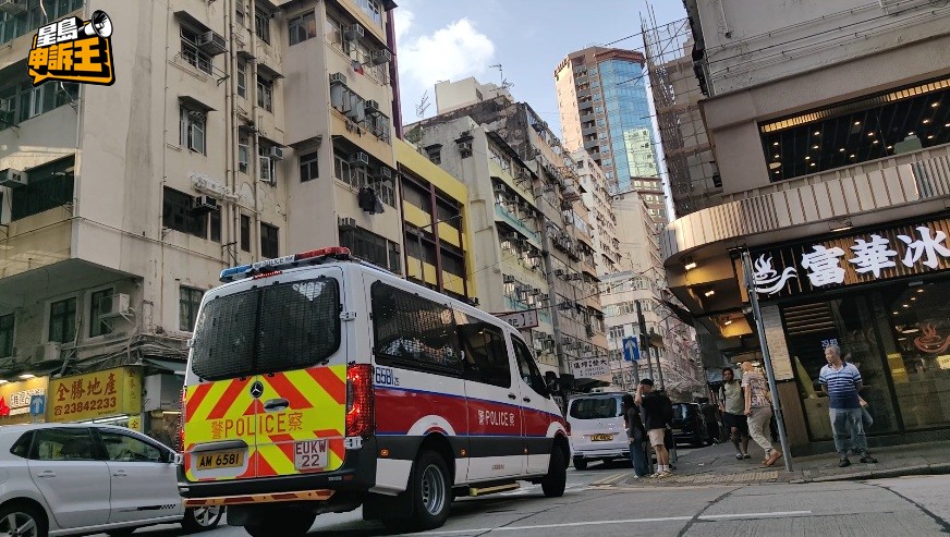 陳少棠建議,警方可以長期擺設警車在廟街附近黑點,起碼有震懾力。 陳少棠建議,警方可以長期擺設警車在廟街附近黑點,起碼有震懾力。