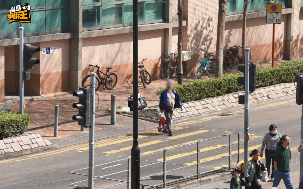 Alfred Sir指衝燈過馬路十分危險。