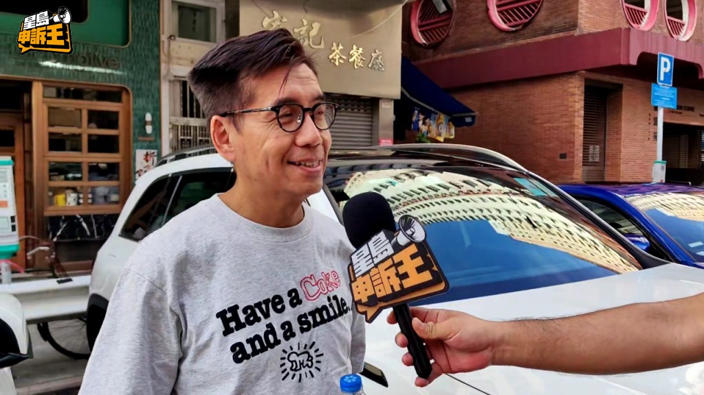 何先生稱明白車房難處,但長期霸佔錶位並不理想,希望對方也會相就一下。 何先生稱明白車房難處,但長期霸佔錶位並不理想,希望對方也會相就一下。
