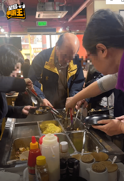 記者Sammi在現場夾餸都要鬥手速。