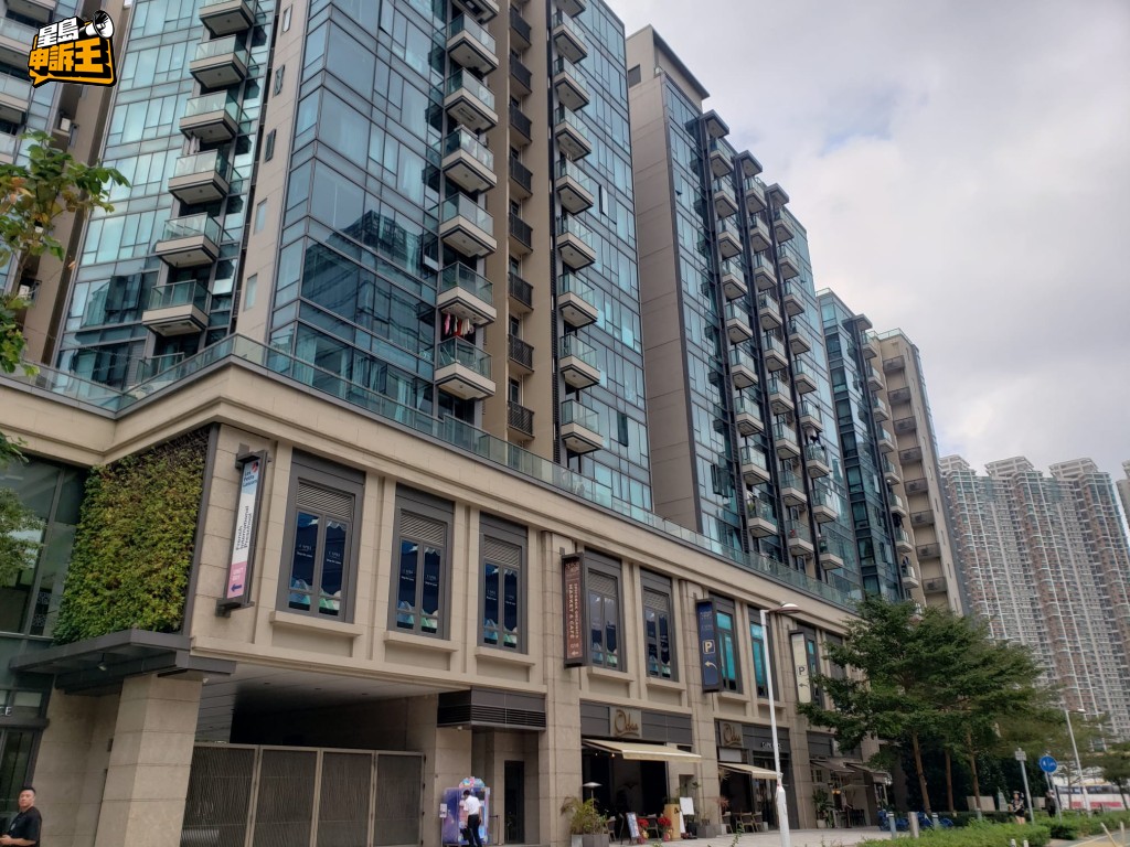 樓主本想還清樓宇按揭,但父母建議還剩少許,以便樓契仍可存放銀行。 樓主本想還清樓宇按揭,但父母建議還剩少許,以便樓契仍可存放銀行。