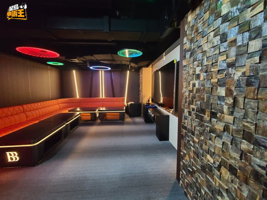 客人如想要優先訂房，就要做金銀銅級別的高級會員，會費由5萬到50萬。