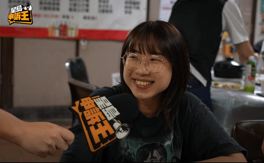 有女食客更激動大讚:「好有feel!好得呀!一百分!」 有女食客更激動大讚:「好有feel!好得呀!一百分!」