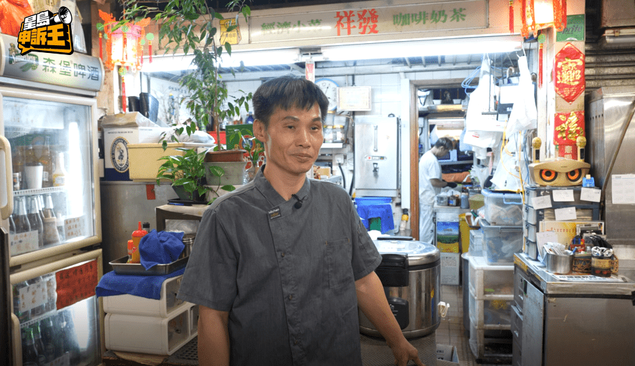 明哥對於唱歌片段被放上網後意外爆紅,直言感到莫名其妙。 明哥對於唱歌片段被放上網後意外爆紅,直言感到莫名其妙。