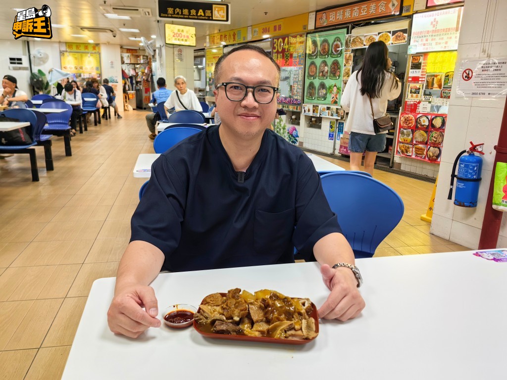 科公子曾派駐澳門工作九年,以往常光顧此店。招牌菜牛雜盆水準極高,幾乎每個部位也好吃。 科公子曾派駐澳門工作九年,以往常光顧此店。招牌菜牛雜盆水準極高,幾乎每個部位也好吃。