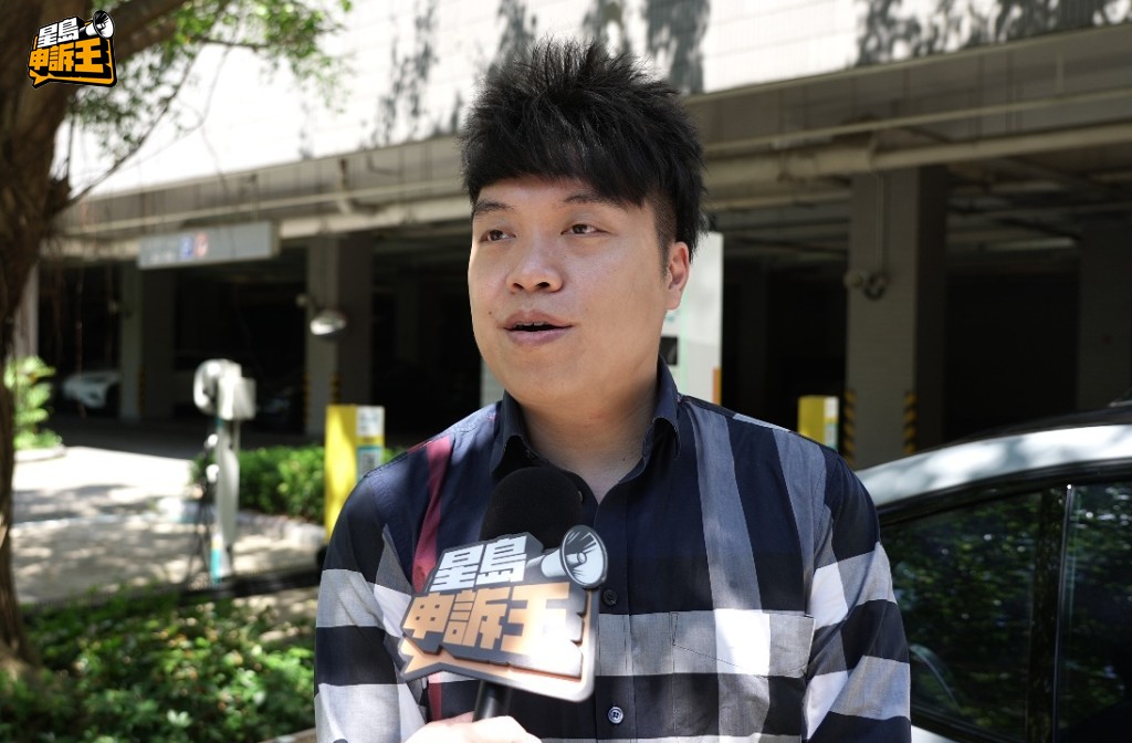 電動車車主潘先生表示,已經習慣了「1PD」(One Pedal Driving,一腳踏板駕駛)的類似煞車效果,現在駕駛鮮有再用煞車掣。 電動車車主潘先生表示,已經習慣了「1PD」(One Pedal Driving,一腳踏板駕駛)的類似煞車效果,現在駕駛鮮有再用煞車掣。