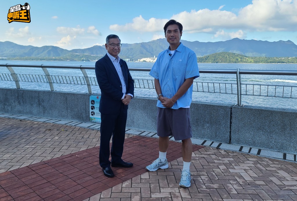 中國香港汽車會永遠榮譽會長李耀培博士(Ringo)指出,電動車其中一個功能是「動力回收」,配合One Pedal Drive (1PD) 駕駛方式,可以節省電力。 中國香港汽車會永遠榮譽會長李耀培博士(Ringo)指出,電動車其中一個功能是「動力回收」,配合One Pedal Drive (1PD) 駕駛方式,可以節省電力。