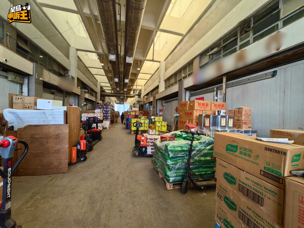 鄭姓男子一直做送貨司機謀生，主要在長沙灣副食品批發市場工作。