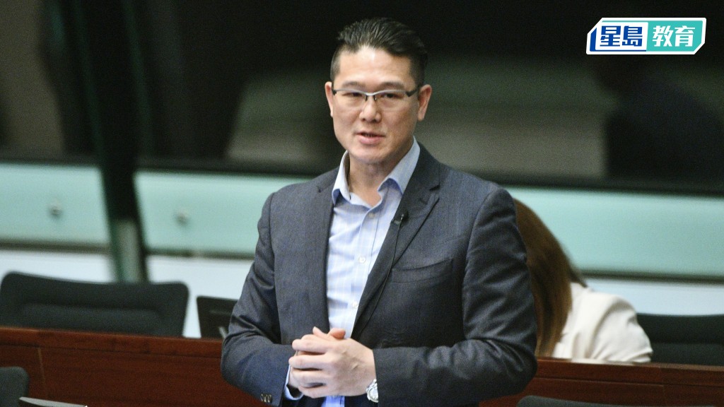 曾任教師的立法會教育委員會副主席梁子穎認同，今年應考的學生在小學時經歷疫情，水準不如以往。資料圖片