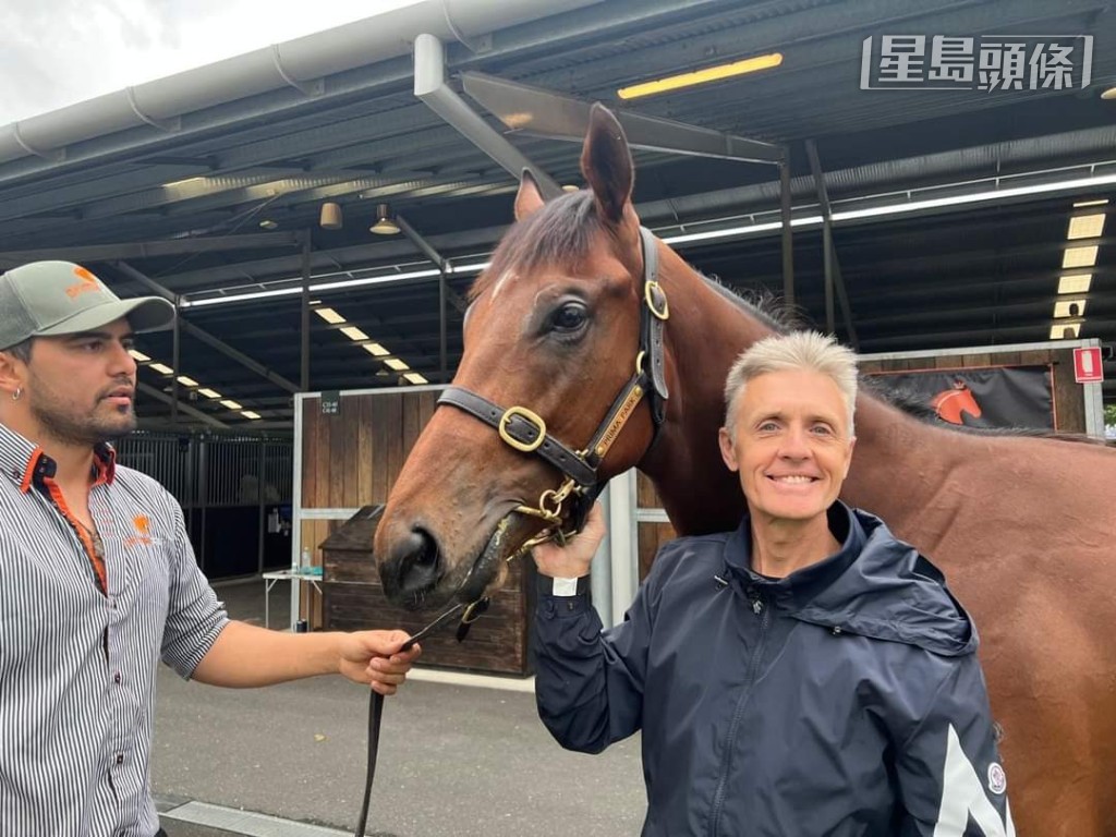 廖康銘在澳洲馬匹拍賣會成功揀得心頭好，補充馬房兵源。
