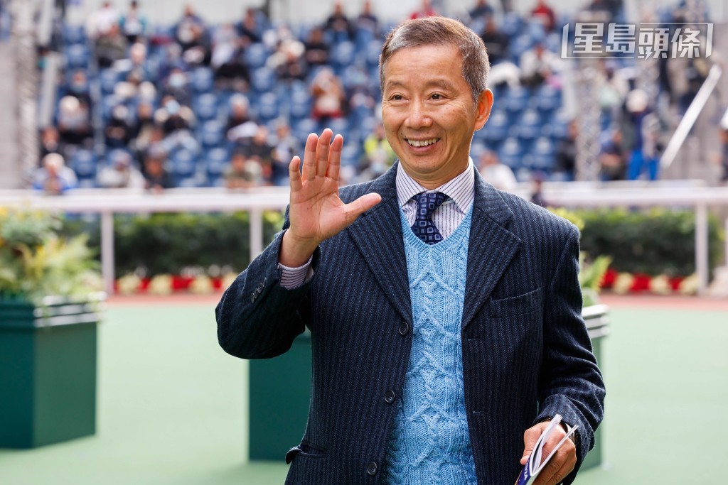 容天鵬從練以來在港取得三百五十九場頭馬。(至30-06-25) 容天鵬從練以來在港取得三百五十九場頭馬。(至30-06-25)