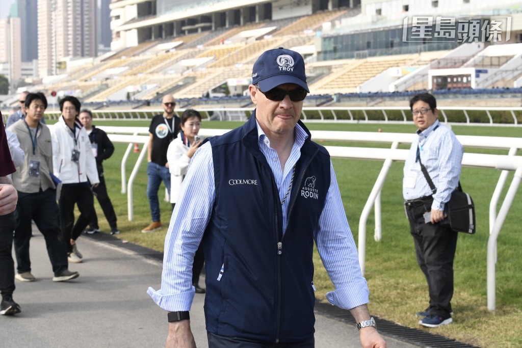 岳伯仁 (圖) 表示Albert Einstein的質素凌駕其他同齡馬之上，今年將是牠展示實力的最佳時候。