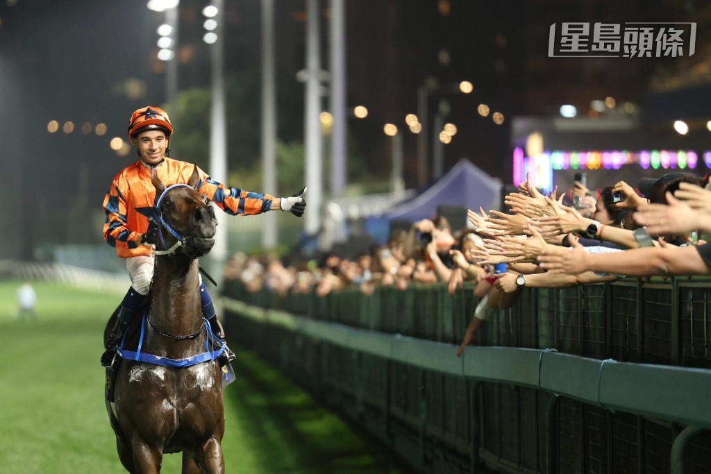 日本传媒昨日报道，获选参加本月二十六日沙田马场举行的女皇杯的「六月豪取」，已落实由莫雷拉 (图) 主辔。
