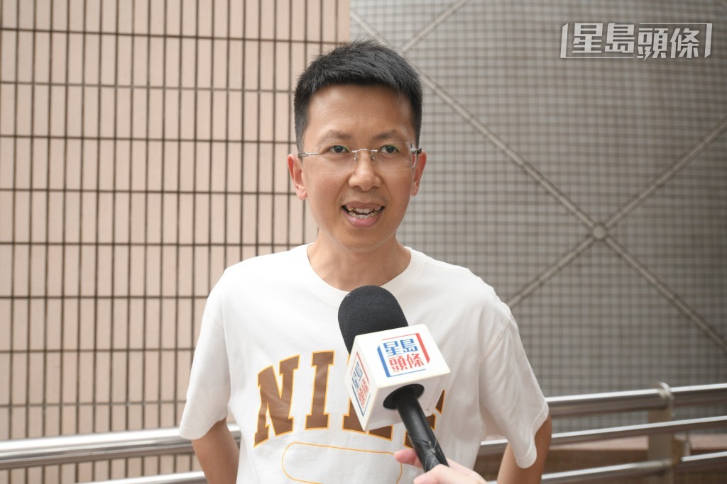 從事航空相關研究的王先生認為今次有港人參與航天任務,對香港科研具啟發性,有助推動青少年科普教育。 從事航空相關研究的王先生認為今次有港人參與航天任務,對香港科研具啟發性,有助推動青少年科普教育。