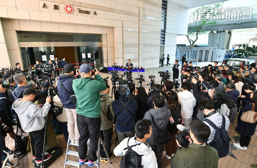 國安處總警司李桂華就黎智英案會見傳媒。盧江球攝 國安處總警司李桂華就黎智英案會見傳媒。盧江球攝