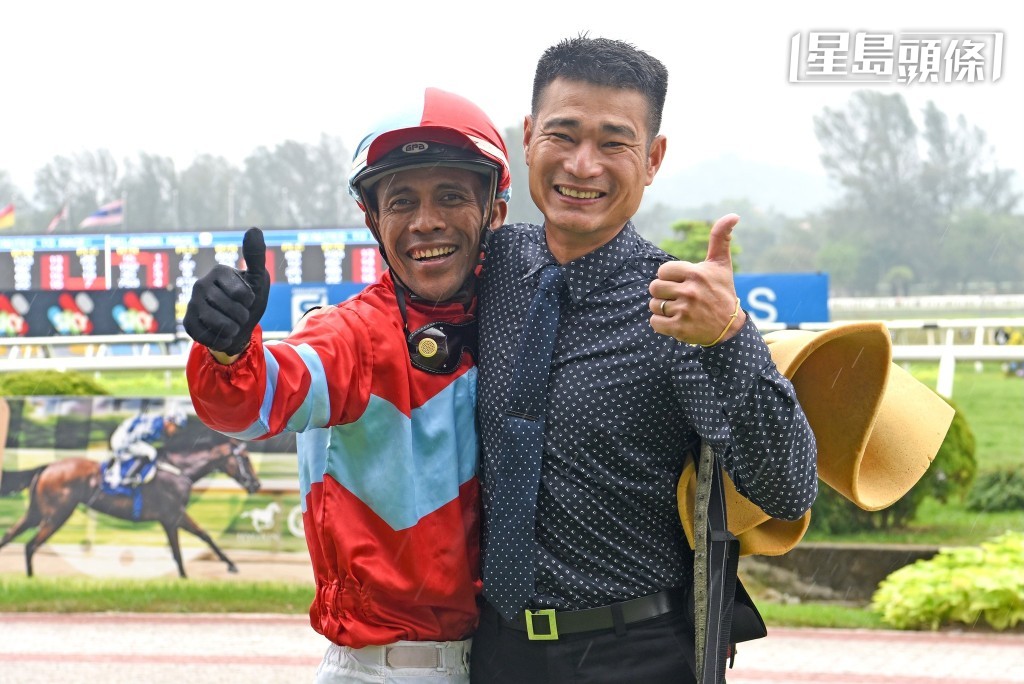 「富贵树」由练马师林利杰训练,配上老将艾菲,胜出东姑金杯 。图片来源:雪兰莪赛马公会 「富贵树」由练马师林利杰训练,配上老将艾菲,胜出东姑金杯 。图片来源:雪兰莪赛马公会