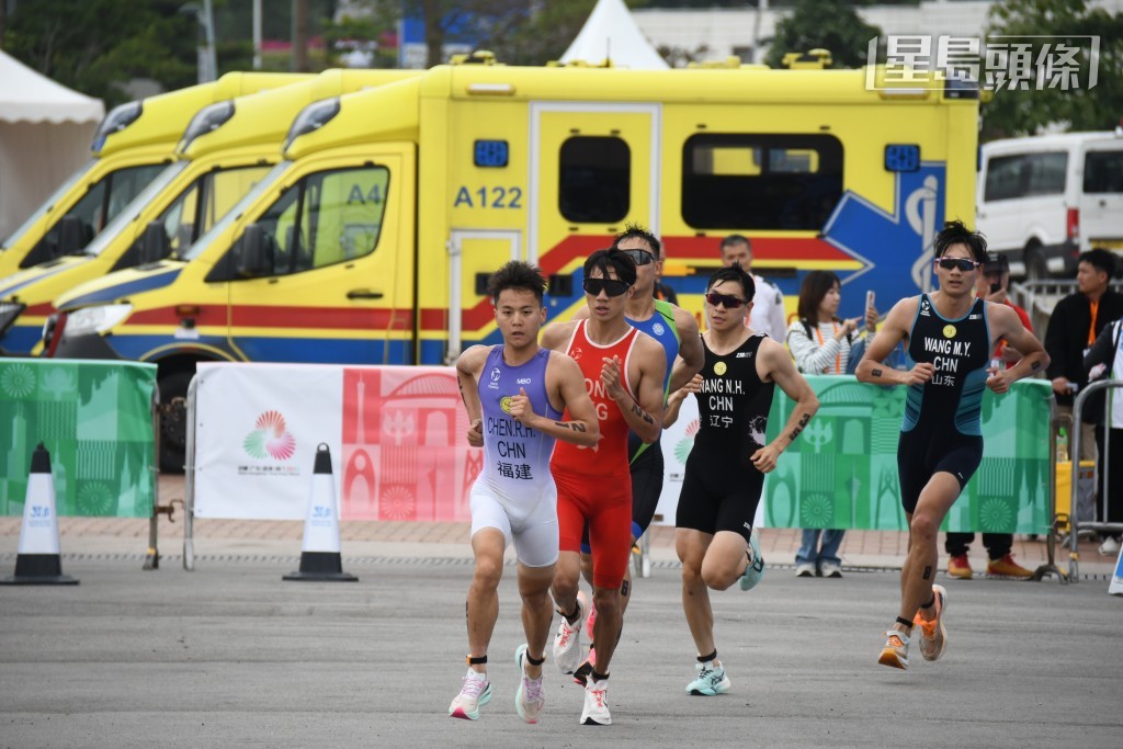 代表香港參賽的運動員共10名（6男4女）。資料圖片