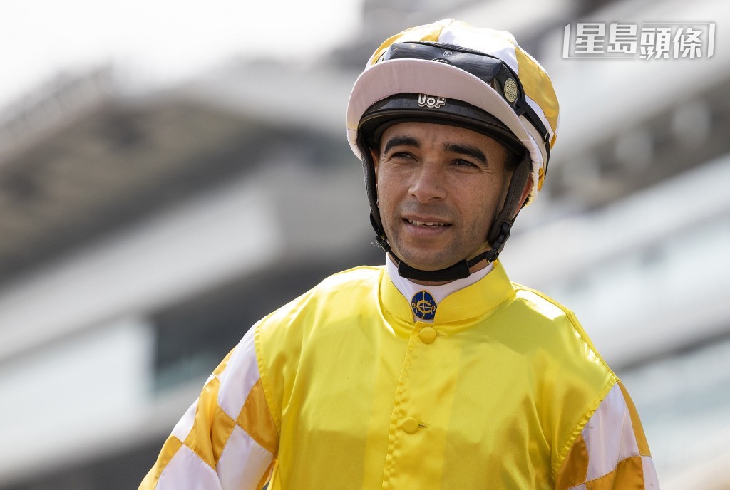 莫雷拉是四屆香港冠軍騎師。