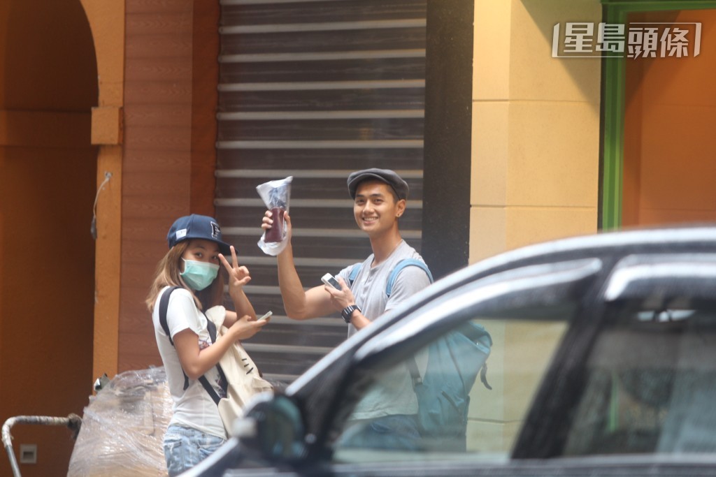 鄭俊弘與姜麗文過往也曾被拍到拍拖行街。
