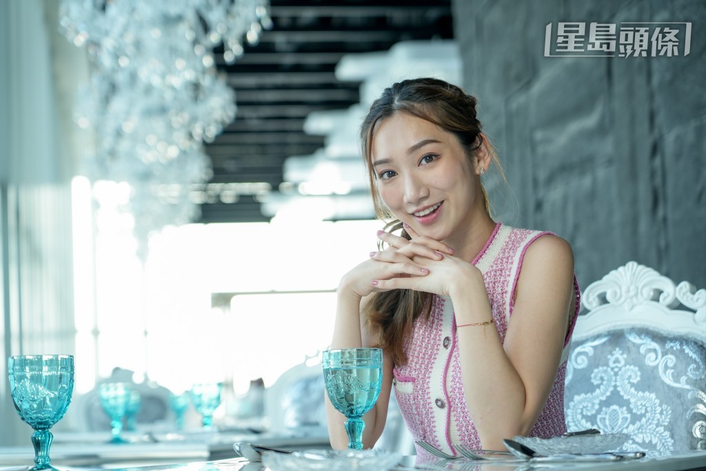 王嘉慧 (图) 是23/24希斯练马师团体马「友爱心得」成员之一，该驹马主团体经理人则是林志威和陈国基。