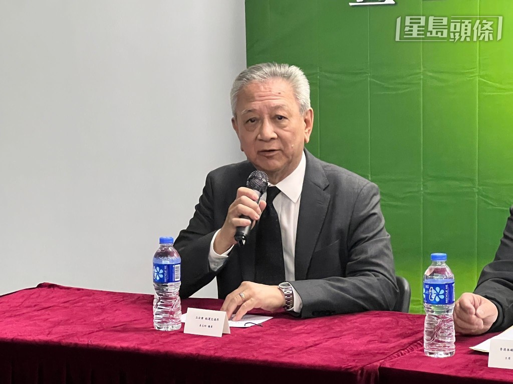立法會航運交通界議員易志明表示，不希望因人手短缺導致香港的國際航空樞紐地位不保。資料圖片