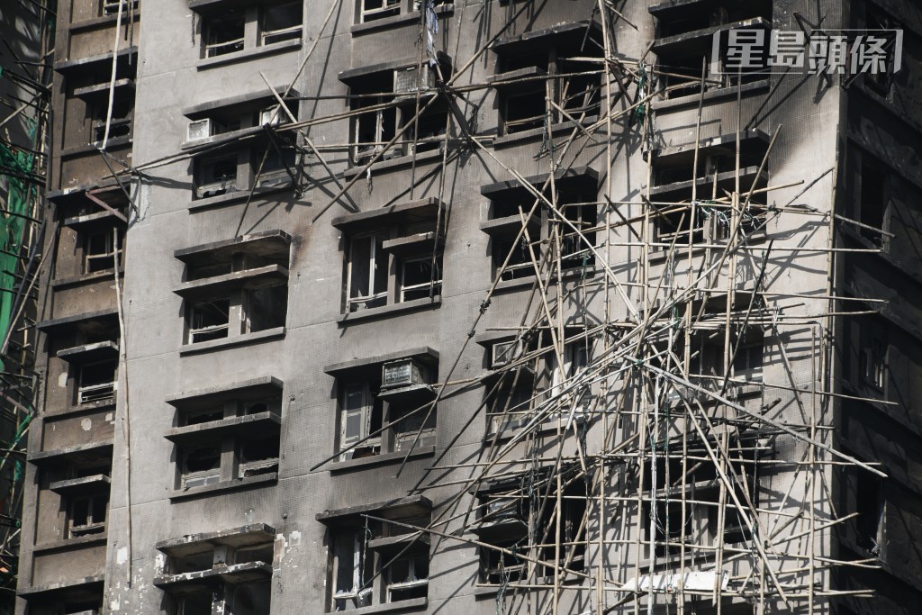 大埔宏福苑五級火警,造成逾百人亡。 大埔宏福苑五級火警,造成逾百人亡。