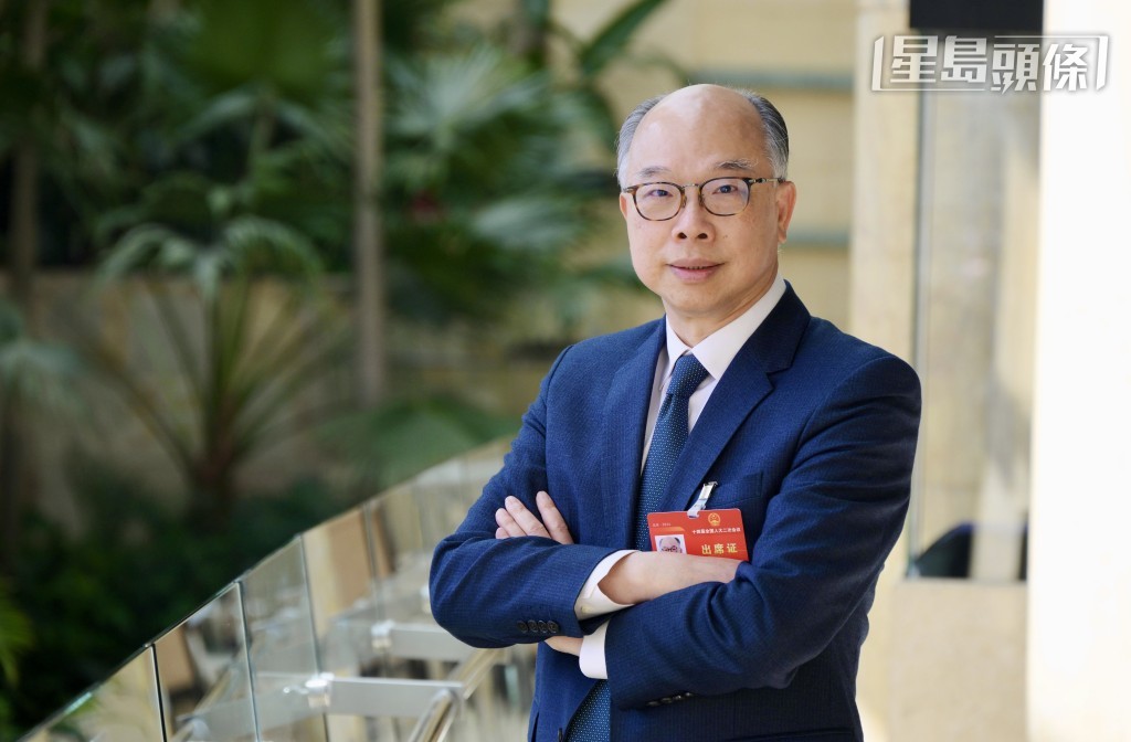 陳帆指2元乘車優惠未必需作大改動。蘇正謙攝