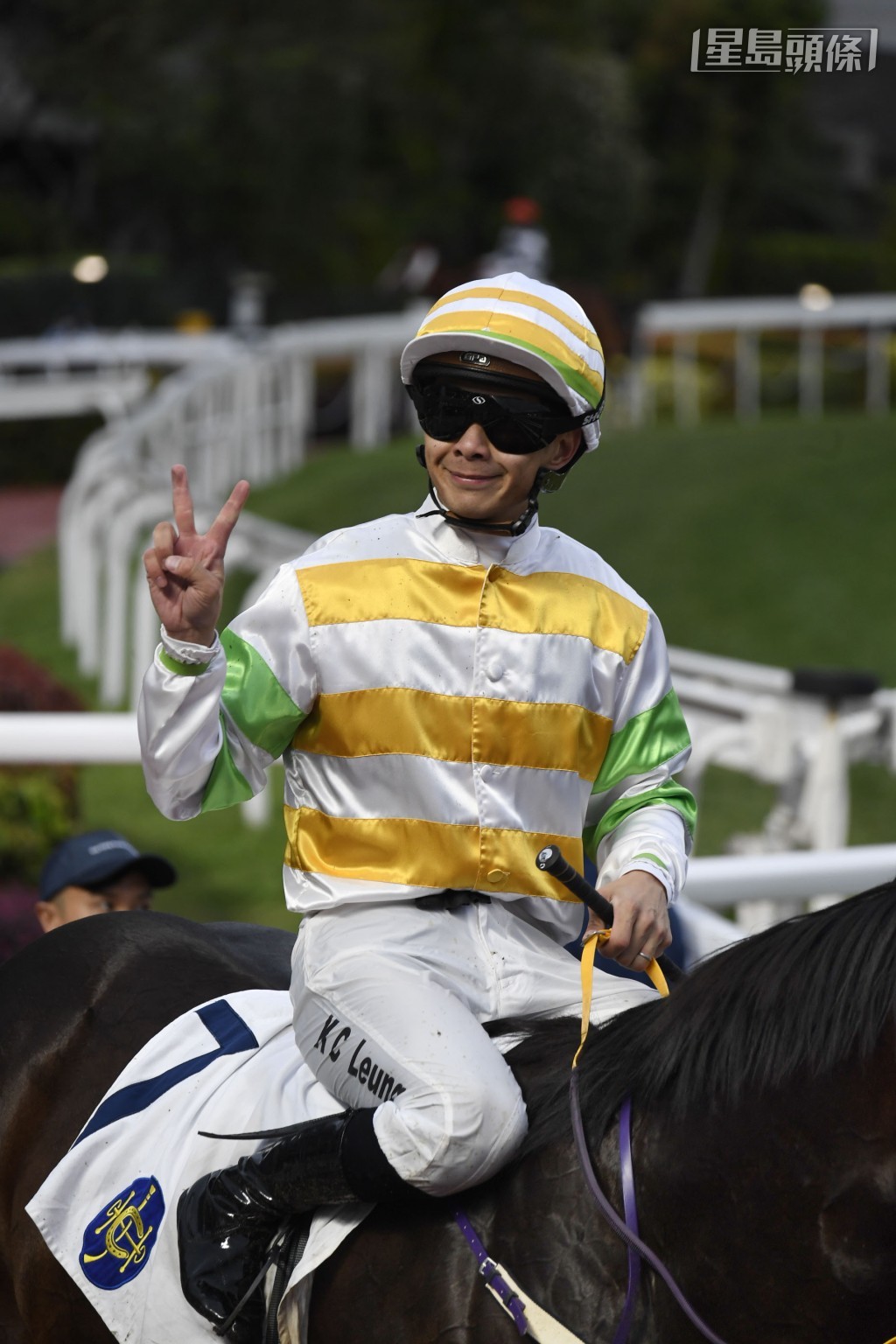 梁家俊在近四個賽馬日合共取得四勝，有力繼2016/2017及2017/2018年度馬季後第三度奪得「告東尼獎」。