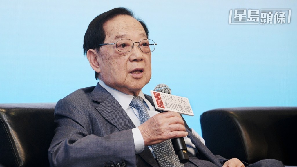 地產建設商會執委會主席梁志堅表示,商會最快周五開會討論地盤全面禁煙,若有共識將發指引。資料圖片 地產建設商會執委會主席梁志堅表示,商會最快周五開會討論地盤全面禁煙,若有共識將發指引。資料圖片