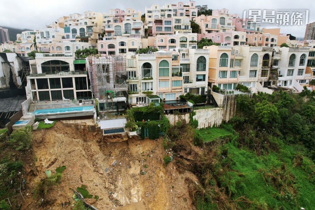 红山半岛至少两间独立屋因斜坡山泥倾泻而被发现僭建。资料图片