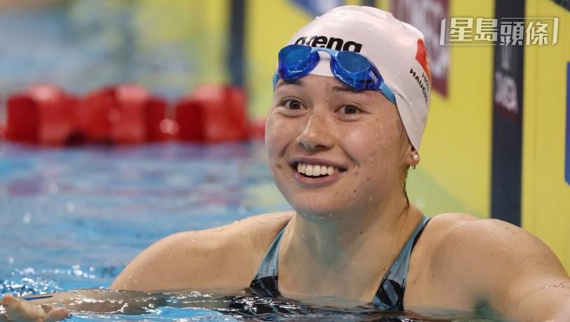 何詩蓓在女子100米自由泳決賽游出52秒89輕鬆奪金。 何詩蓓在女子100米自由泳決賽游出52秒89輕鬆奪金。