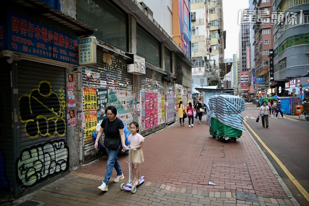 香港市民在港过复活节情况（旺角）。苏正谦摄