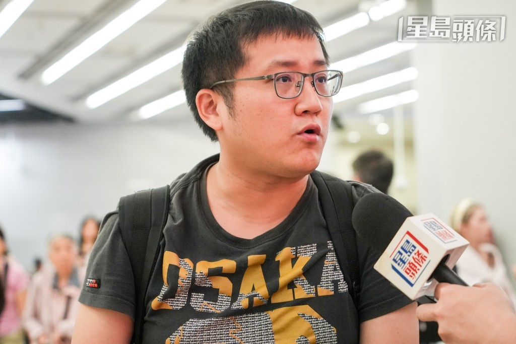 廣州遊客伍先生表示，內地沒有佛誕假期，今日純粹帶小朋友來港遊玩。