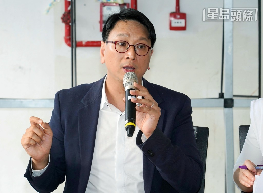 工聯會副理事長鄧家彪在原區爭取連任。資料圖片 工聯會副理事長鄧家彪在原區爭取連任。資料圖片