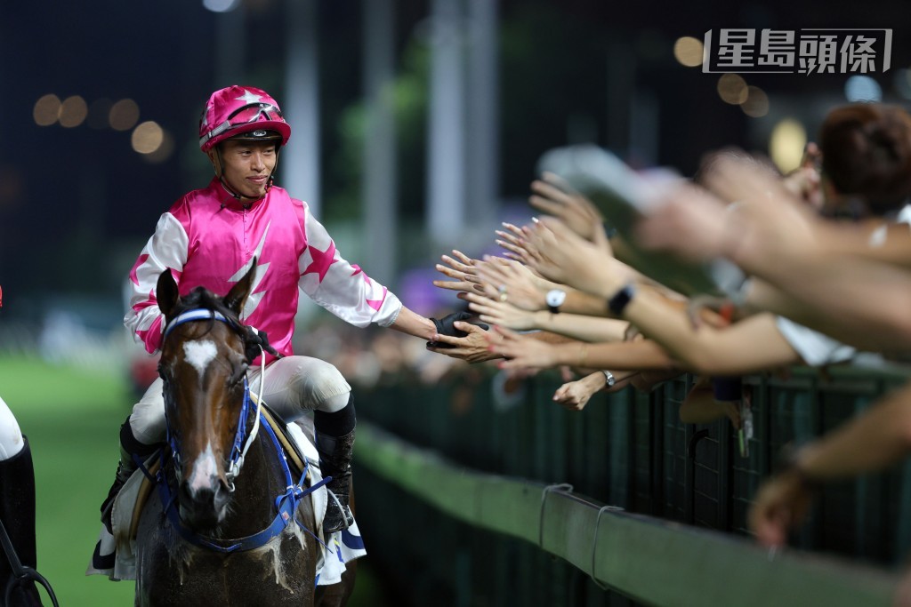 何澤堯在港累積五百八十三場頭馬。