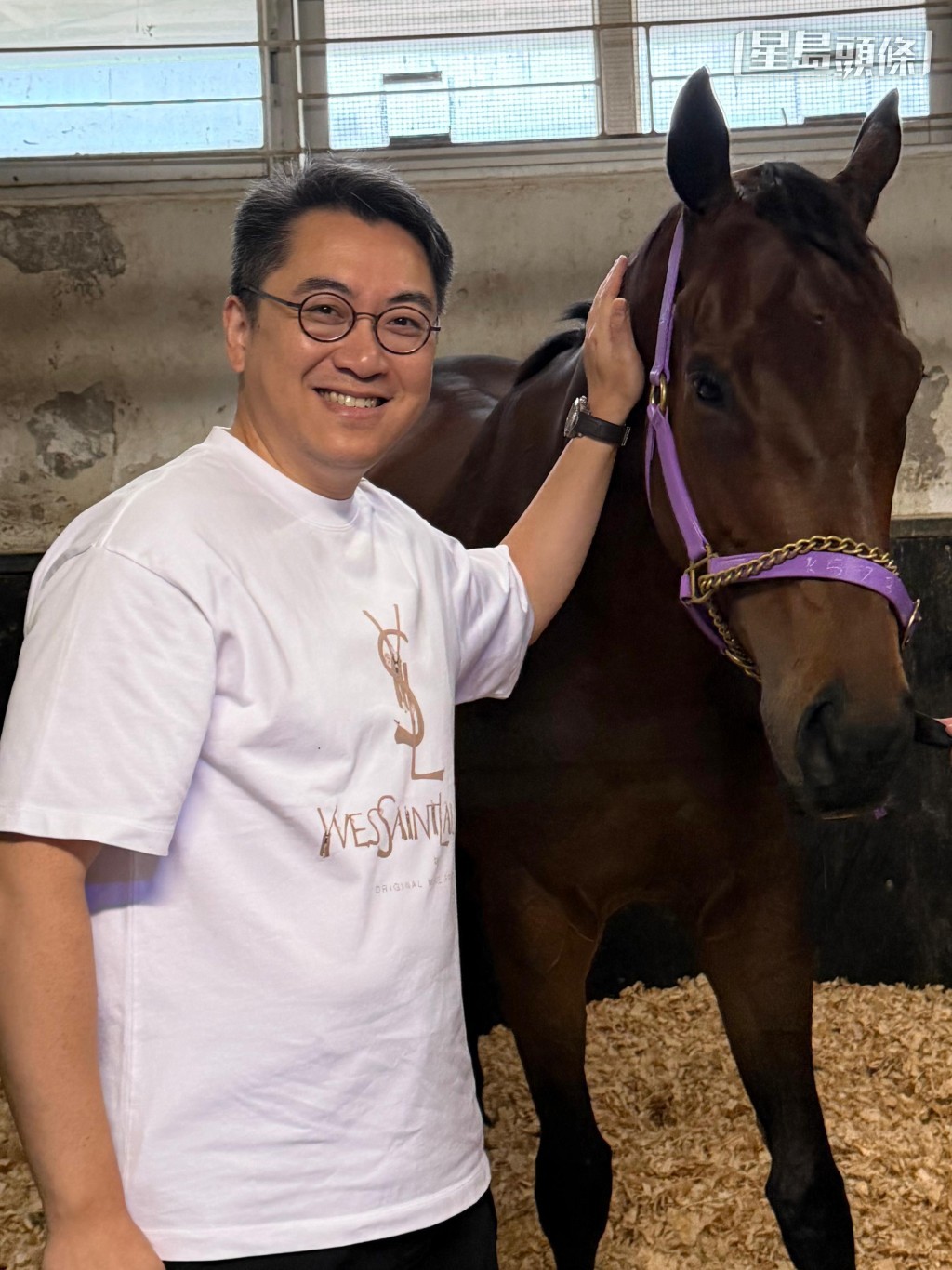 何志豪伉俪希望「笑盈喜」健健康康，在苏伟贤的悉心训练下交出好成绩。相片来源：马主何志豪提供  