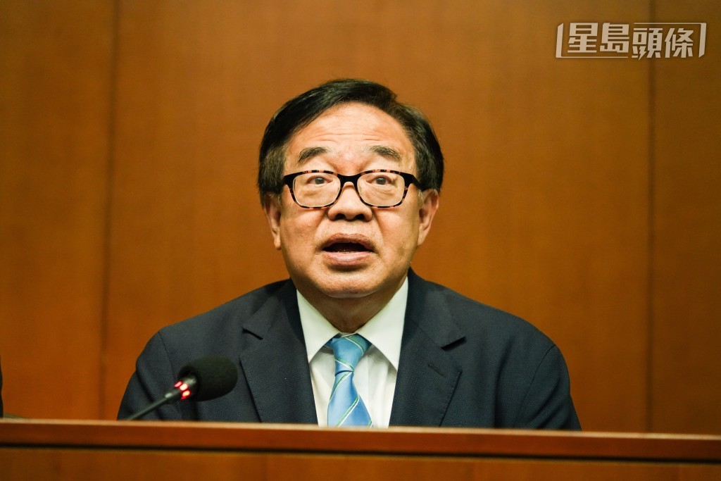 盧偉國表示，希望幫助議會薪火相傳，支持議會年輕化。資料圖片