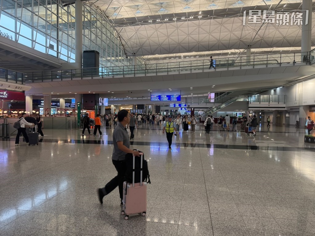 機場運作如常。 機場運作如常。