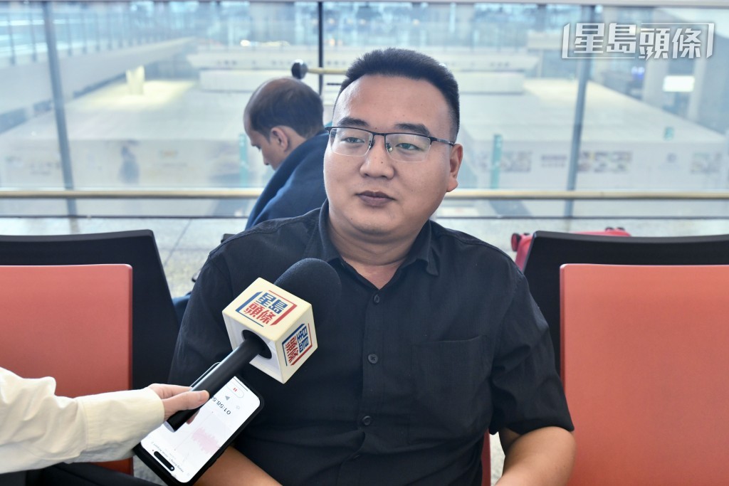 來自廣州的旅客Ivan需在機場滯留三天。