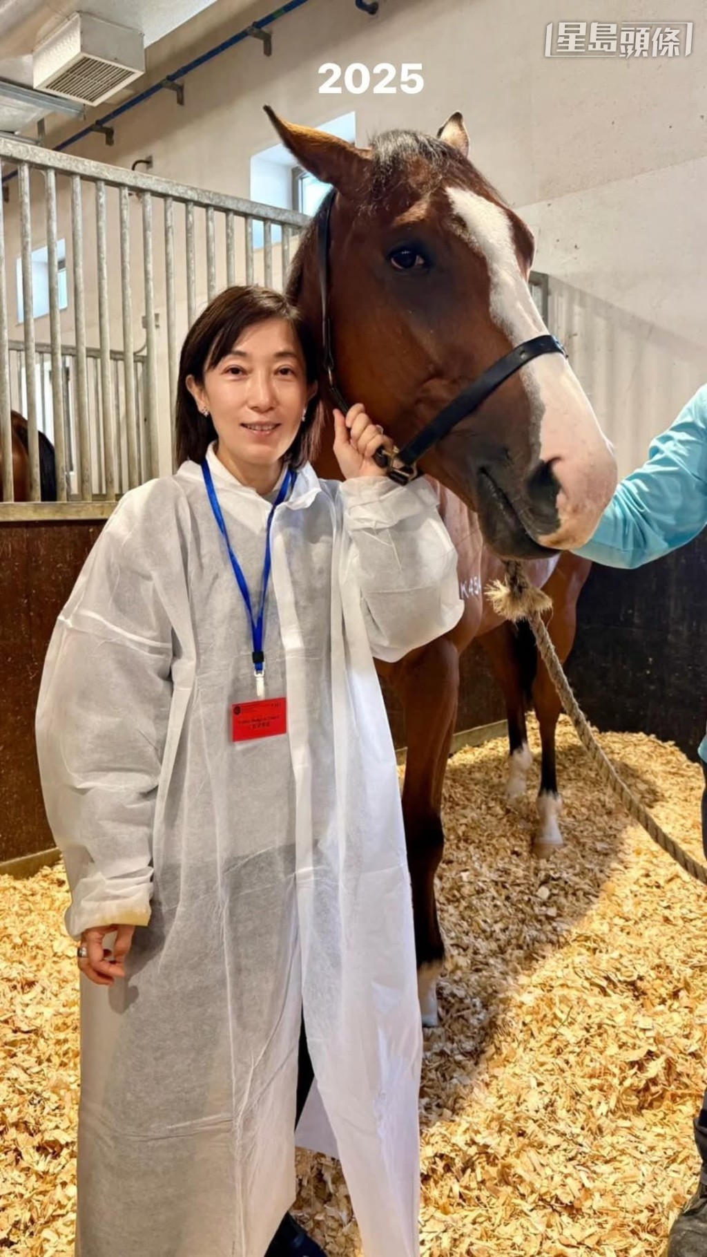 「魅力」、「知遇」和「志同」系馬主鄧詠琪，上周即日來回香港從化兩地，探望「魅力知耀」、「寬心知遇」(圖)、「魅力心」等駒。