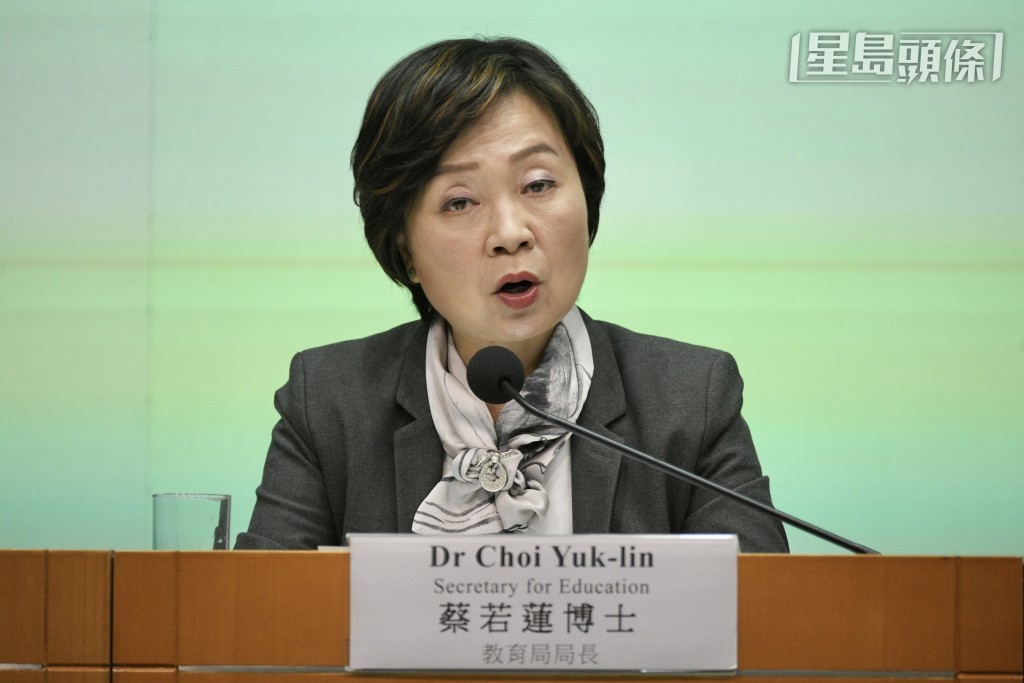 蔡若蓮認為段崇智辭任，與校董會改組無關。資料圖片