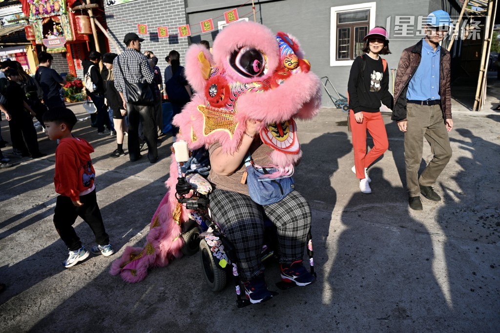 市民到場共享傳統戲曲文化盛宴。